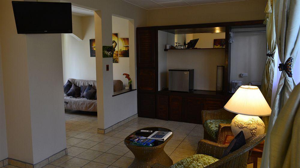 Villa Creole Jaco Luaran gambar