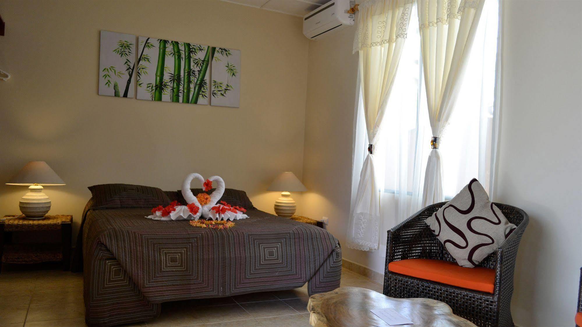 Villa Creole Jaco Luaran gambar