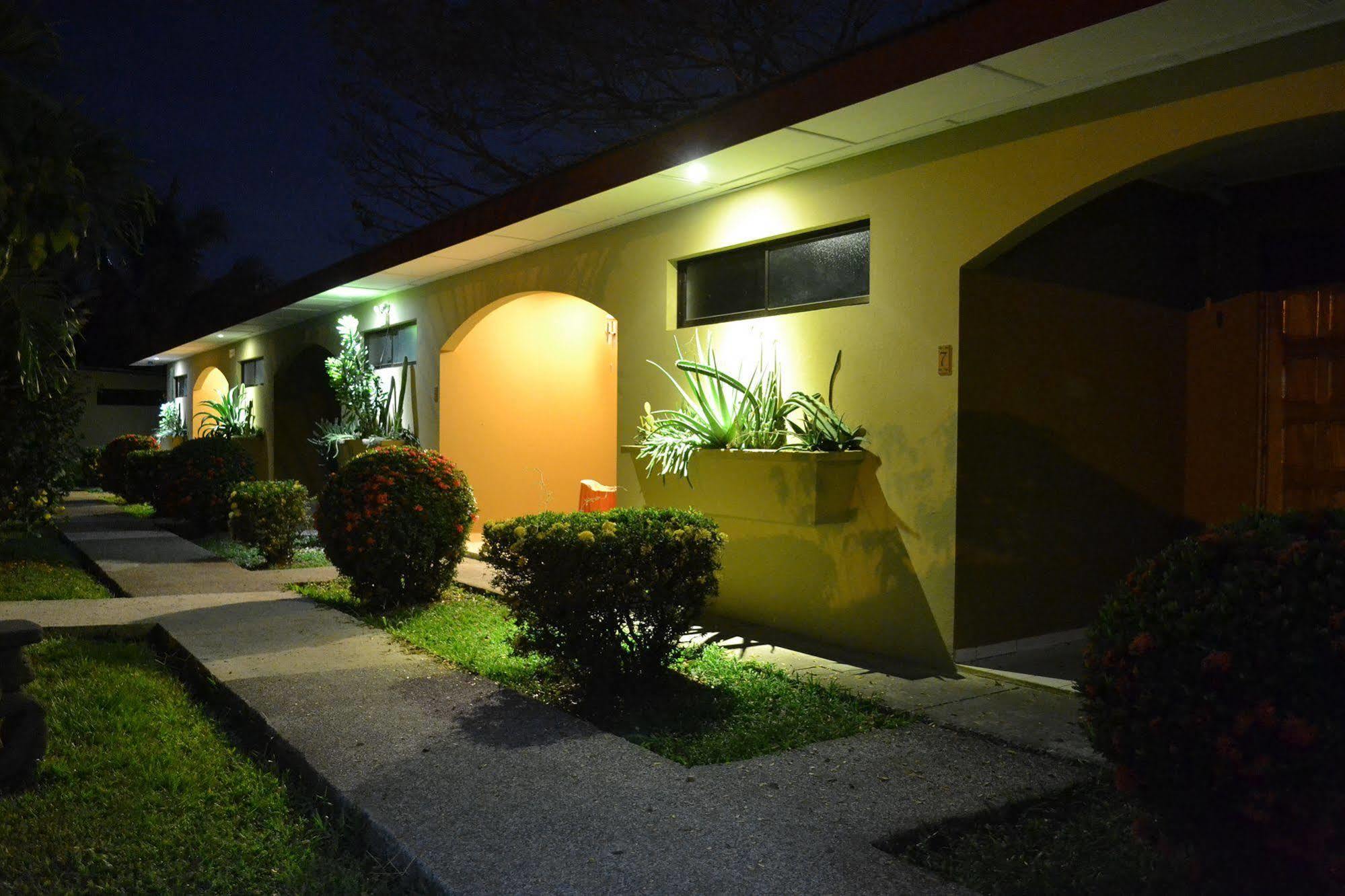 Villa Creole Jaco Luaran gambar